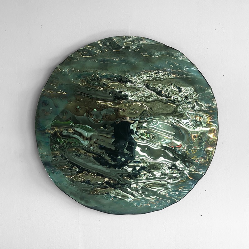 <a href=https://www.galeriegosserez.com/gosserez/artistes/gernay-damien.html>Damien Gernay </a> - GLAZ